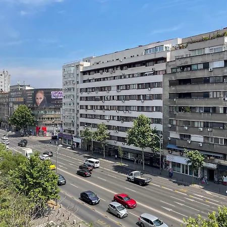 Qult - Frenchie Apartman *