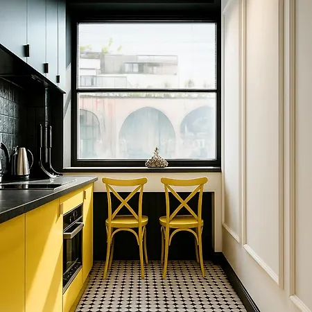 Qult - Frenchie Apartamento Bucarest